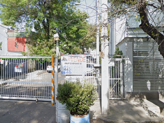 ¡¡¡GRAN OPORTUNIDAD, CASA EN REMATE BANCARIO AL SUR DE LA CDMX, EN UNA DE LAS COLONIAS MÁS TRANQUILAS DE LA METRÓPOLI!!!