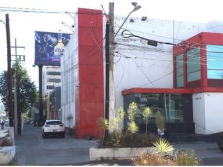 Local Comercial en Renta Sobre Av. López Mateos Sur, a 2 Cuadras De Av. Lázaro Cárdenas