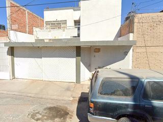 CASA EN COL. LAS BRISAS, AGUASCALIENTES.