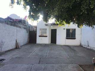 Se vende casa en Valle Bonito/Villas de Cortés