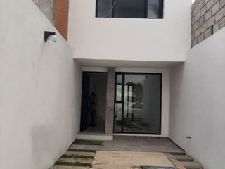 Venta Casa en Fraccionamiento Villas del Sur, Puebla - cerca Blvd. Las Torres