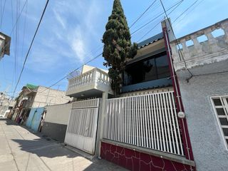 Casa en venta, en la Col.  Juventino Rosas, Iztacalco, Ciudad de México