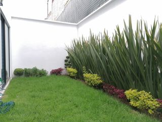 Departamento en venta con jardín en Cuajimalpa