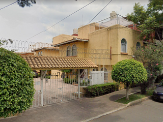 Casa en venta en Alcaldía Xochimilco, CDMX. mm