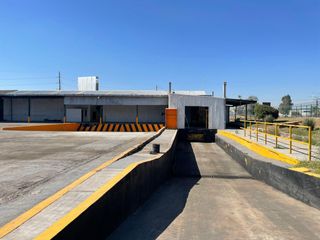 Nave Industrial en Venta en Zona Industrial Benito Juárez con amplio terreno