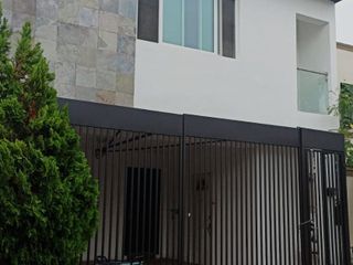 Casa estilo moderno en Quintas de Anáhuac Escobedo Negociable