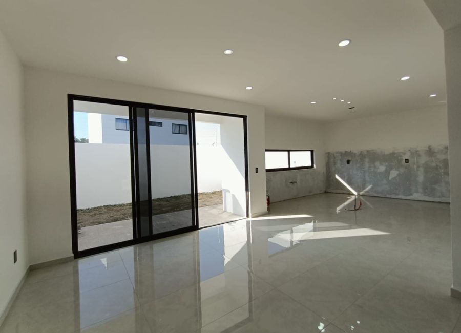 CASA EN VENTA CAMPO SUR TLAJOMULCO