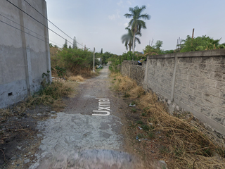 Uxmal, Granjas Merida, Temixco, Morelos, México. Casa en remate bancario. Oportunidad única de inversión. no créditos.