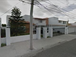 VENTA DE CASA EN QUERETARO EXELENTE ZONA