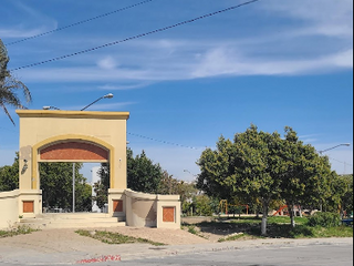 Atención Inversionistas, Oportunidad De Casa En Remate Col. Conjunto Quinta Del Cedro, Tijuana