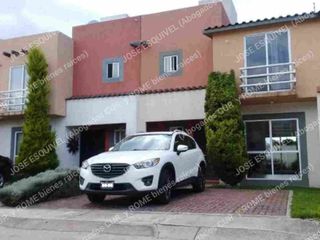 Vendo Casa Bien Ubicada En La Carretera Toluca- Naucalpan 1702