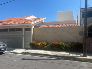 SE VENDE CASA DE UNA PLANTA EN COSTA DE ORO