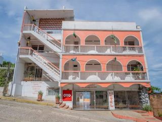 Oportunidad única de inversión en Acapulco! Se vende un magnífico hotel con vista a La Quebrada $ 33,000,000m/n