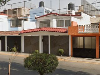 Casa en venta en Nezahualcóyotl, Estado de México