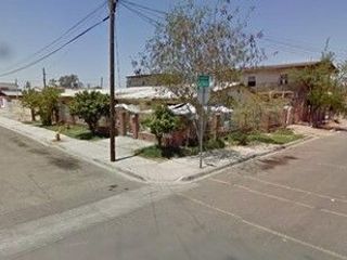 Monterrey y Av. Zacatecas , Loma Linda, Esperanza, 21140 Mexicali, Baja California.