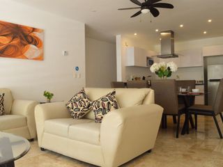Renta Hermoso Depto 3 Recámaras Planta Baja en Cancún