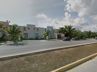 Casa en Col. Villas Riviera, Playa del Carmen, Quintana Roo., ¡Compra directa con el Banco, no se aceptan créditos!