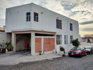 Casa en venta en Lomas del Mirador, Zona Candiles