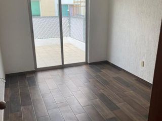 VENTA HERMOSA CASA ALABIQUE 50, REL DE VALDEPEÑAS, ZAPOPAN, JALISCO