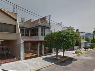 Casa en venta de oportunidad, Calle Eten, Valle del Tepeyac, G.A.M.  BJ*
