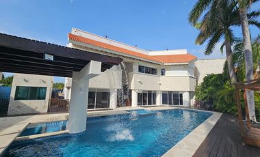 Casa en venta en Isla Dorada, Cancún