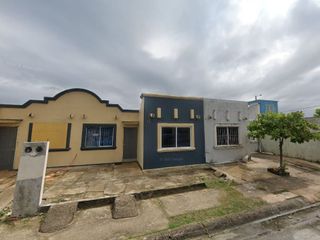 Casa en venta en Ciudad Olmeca, Veracruz.  ¡Compra esta propiedad mediante Cesión de Derechos e incrementa tu patrimonio! ¡Contáctame, te digo cómo hacerlo!