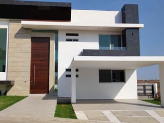Casa en venta en Lomas de Cocoyoc, Morelos. OLC-3113