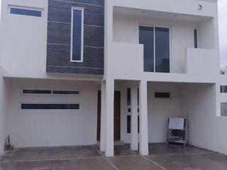 Casa en venta " Residencial Las Trojes, El Pueblito, Querétaro " DD137 CI