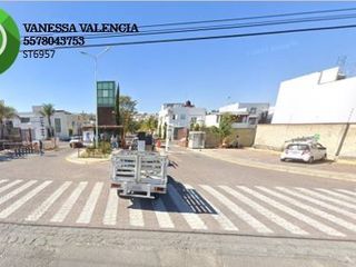 VVV VENTA DE CASA EN LA CALLE VALLE DE LAS PALMAS LOMAS DEL VALLE PUEBLA