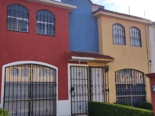 Casa  en venta en condominio en los Sauces Toluca