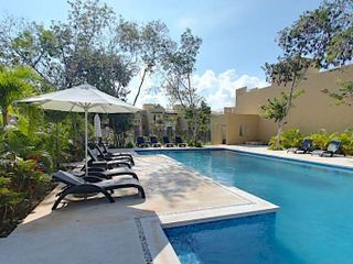 Casa con con jardín, alberca, Casa Club, cenote y Area de juegos, Allegranza, Playa del carmen.