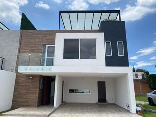 Casa en Renta en El Sendero Residencial, Cholula junto al Campanario