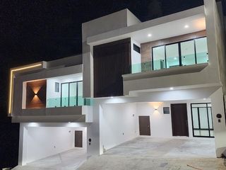 CASA EN VENTA, FRACC VALLE DORADO, TUXTLA GTZ, CHIAPAS