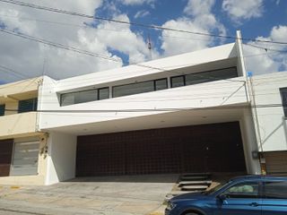 Casa en venta en Colonia La Paz, Oportunidad