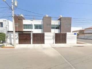 Casa en Arboledas de Loma Bella Puebla  a 10 minutos del Hospital General del Sur Puebla