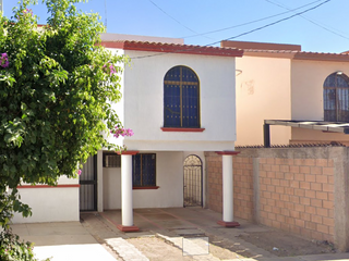 Casa en venta en la Colonia La Florida, Ciudad Obregón, Sonora.