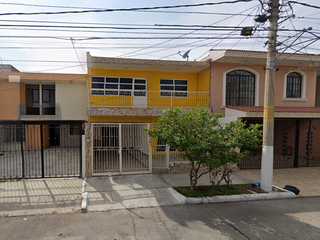 CASA EN PUERTO YAVAROS, MONUMENTAL, GUADALAJARA, JAL.