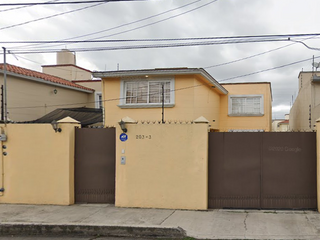 Bonita Casa En Una Exelente Ubicacion Calle 27 De Septiembre # 203-3 Col. San Jeronimo Chicahualco Metepec  GSN""""
