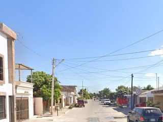 Hermosa y amplia casa en remate la Col. Russo Vogel, Ciudad de Obregón, Sonora.