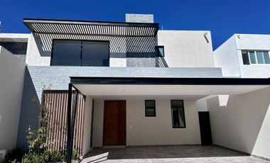 CASA NUEVA EN VENTA EN CUMBRES DEL CAMPESTRE