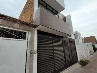 Casa duplex en zona norte de Aguascalientes, a 5 min de Blvd Colosio
