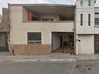 Casa En Jorge González Camarena En Remate, Residencial Roble, San Nicolas De Los Garza Lr23