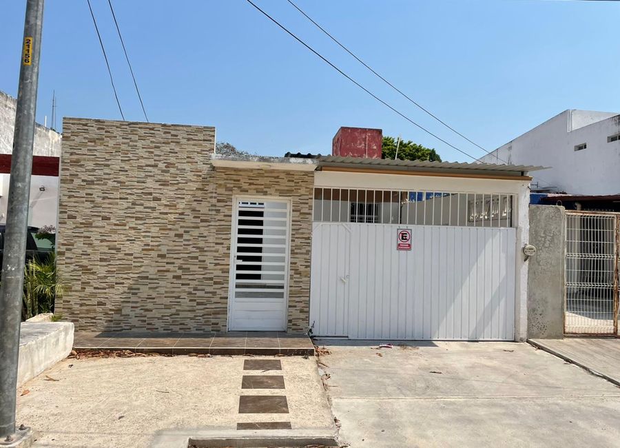 CASA EN RENTA EN CAMPECHE FOVISSSTE PABLO GARCIA