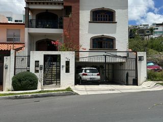 Bonita casa en venta en  Arboledas del Parque