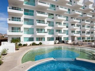 Máster Penthouse, 4 recamaras, 4 baños, amueblado, vista al mar