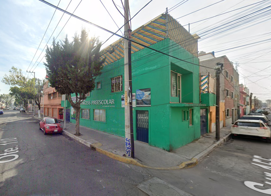 CASA EN CALLE SUR 155, COL. AMPLIACION GABRIEL RAMOS MILLAN, ALCALDIA ...