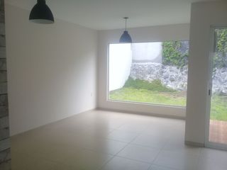 MISION SAN JERONIMO CASA CON EXCELENTE UBICACION