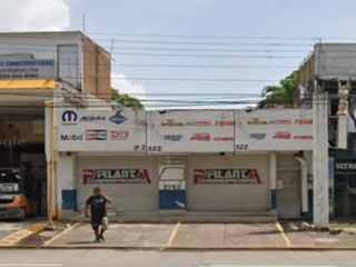 Bodega comercial con punto de venta en venta/renta sobre avenida Ejército Mexicano